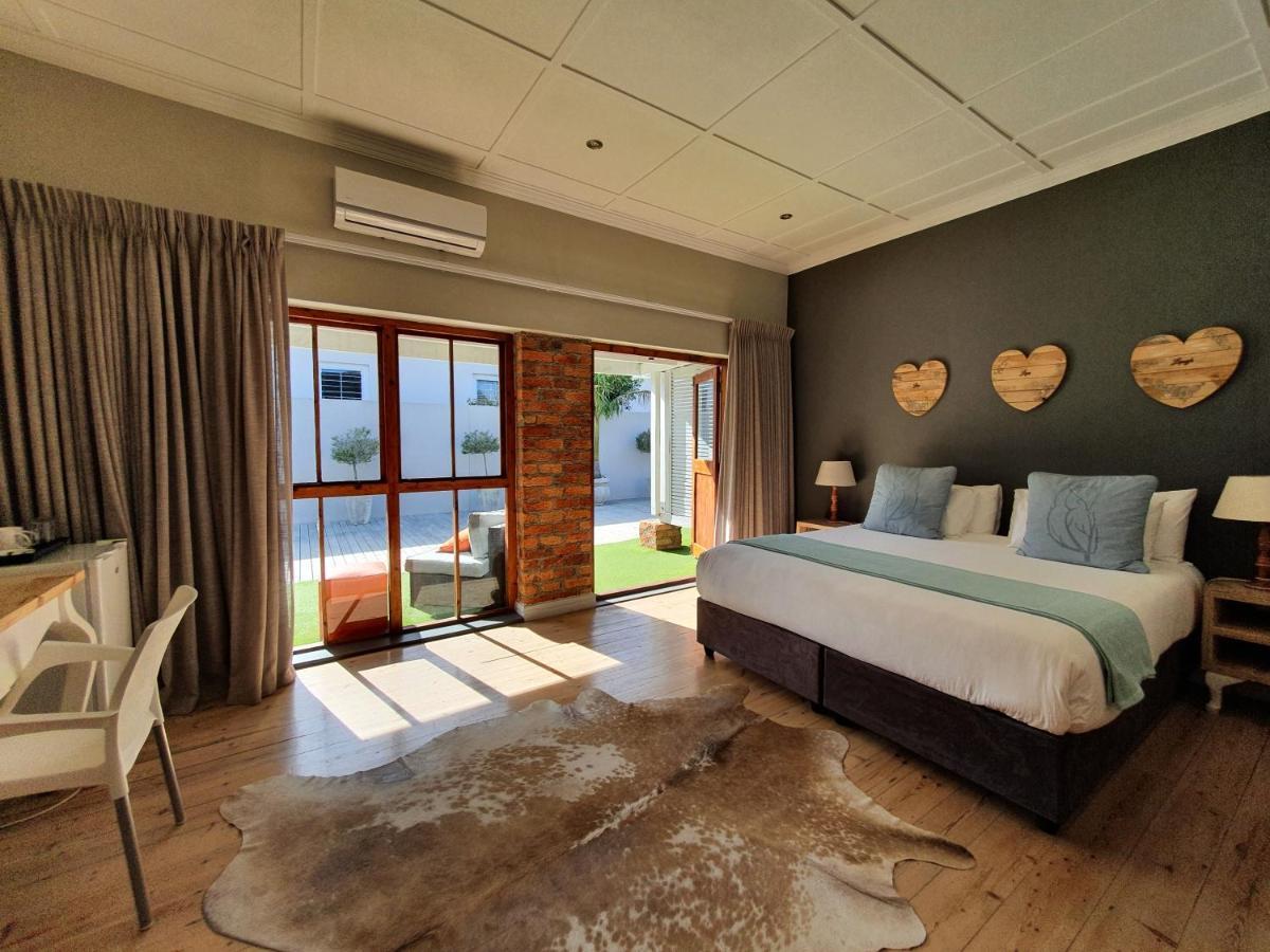 Two Fat Owls Guesthouse جورج المظهر الخارجي الصورة
