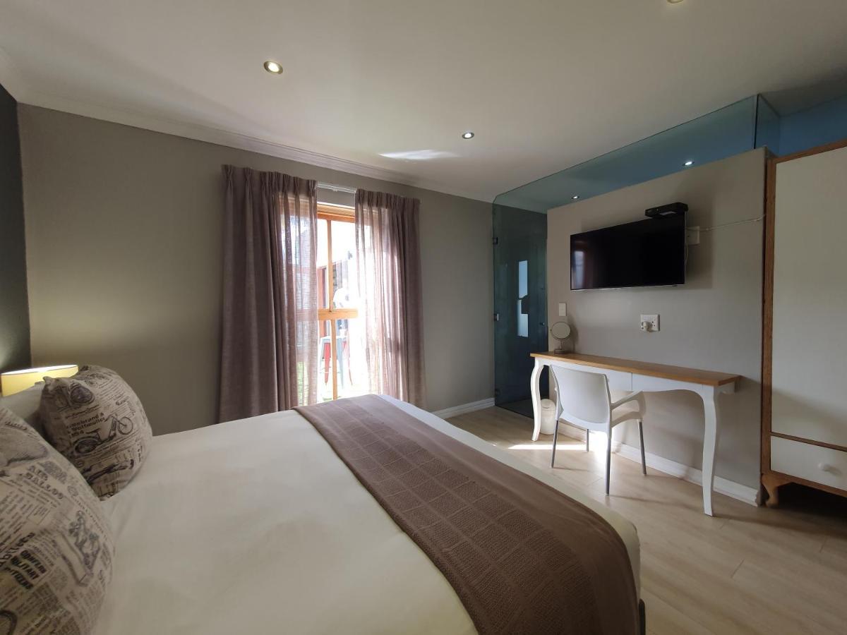 Two Fat Owls Guesthouse جورج المظهر الخارجي الصورة