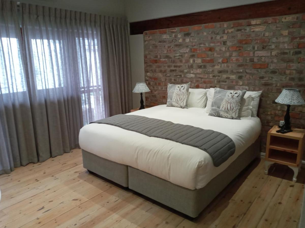 Two Fat Owls Guesthouse جورج المظهر الخارجي الصورة