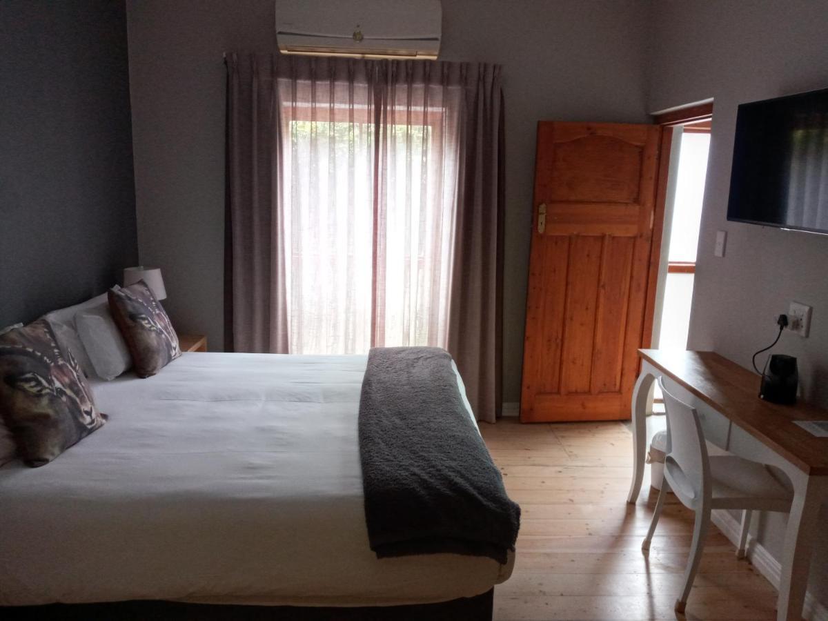 Two Fat Owls Guesthouse جورج المظهر الخارجي الصورة